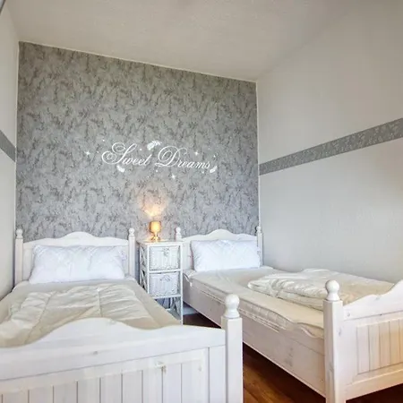 - Haus O, App 0o0408 Heiligenhafen