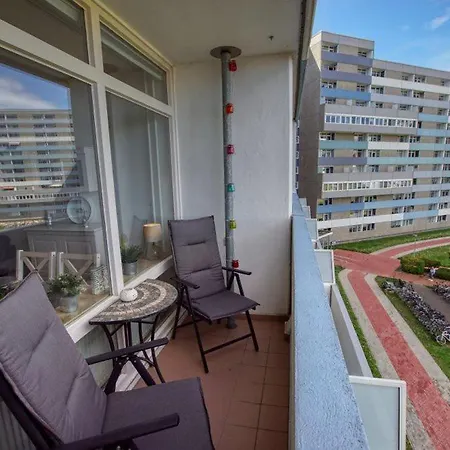 - Haus O, App 0o0408 Appartement *